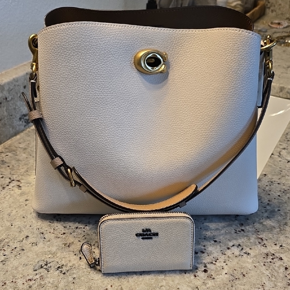 Coach Cream Shoulder Bag with Structured Design